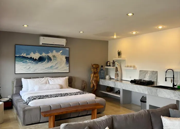 Stay's Deluxe #5 Hotel